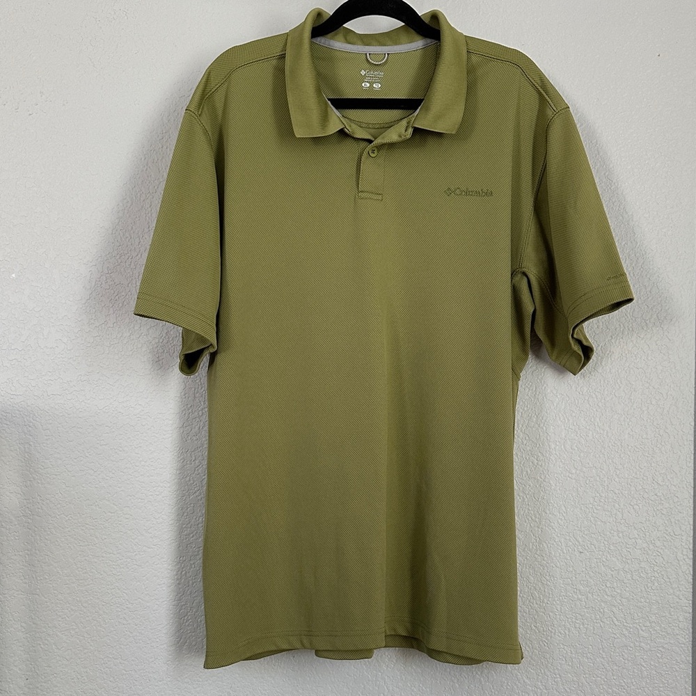 COLUMBIA | Men's Omni Shade Sage Green Polo Shirt